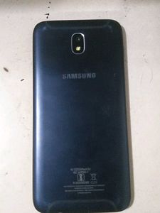 Samsung J7 Pro