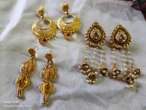 Beautiful 😍 Earrings Golden