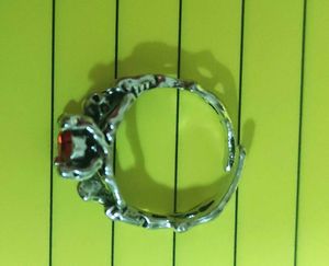 A Red 🔴 Stone Ring