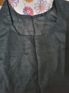 Set Of 2 Slips Black &amp; White