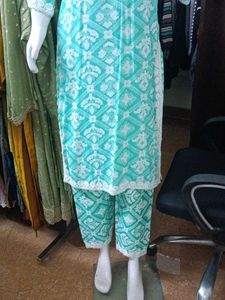 Lace Worked Kurti With Pant