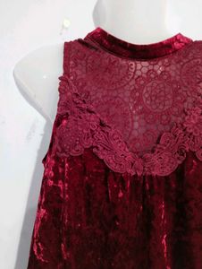 BEAUTIFUL VELVET TOP