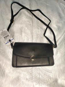 Chic Black Crossbody Bag