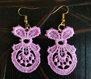 Stunning Pink🩷 Lace Earrings