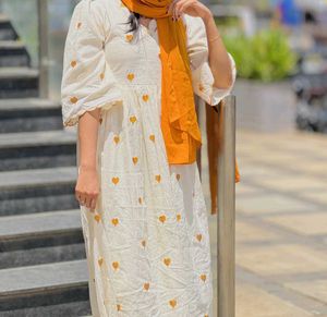 Beautiful Elegant Heart Print Gown