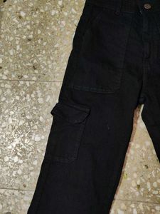 Black cargo jeans