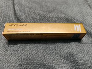 MyGlamm Matte Lip Crayon