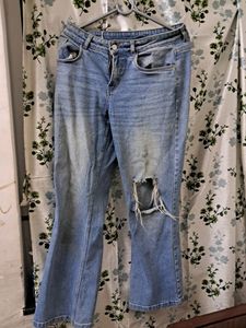 Price Drop🚩Flared Ripped Jeans