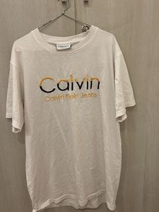 Calvin Klein  Tee
