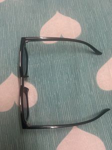 Black Framed Sunglasses