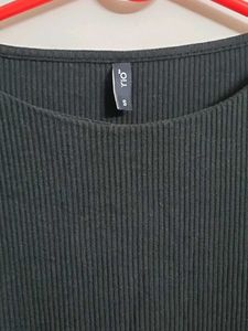 Black Puff Sleeve Top