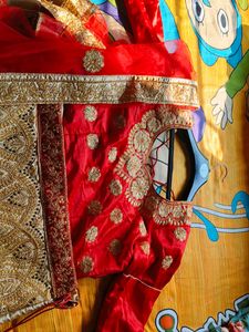 A Very Beautiful Lahenga Full Set