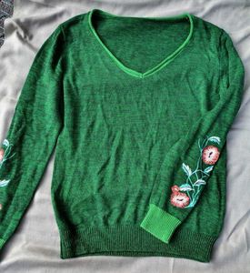 Green Embroidered Sleeve Sweater