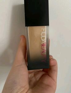 Huda Beauty Foundation