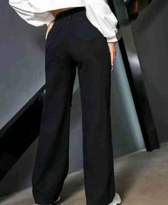Black Ripped Jeans 👖