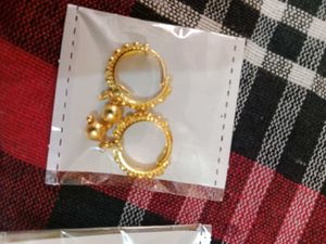 New Gold Earings