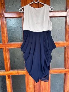 Chic Two-Tone Flowy Dress