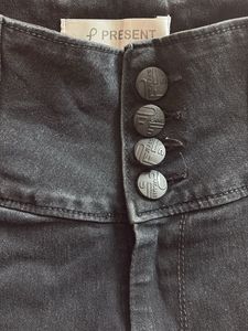 A High Waist Black Jeans