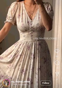 Pretty Floral Dress