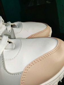 Trendy Pastel Colorblock Sneakers