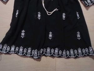 Elegant Chickankari Black Embroidered Kurta