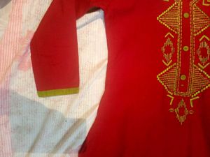 Womens Wine RED Colour Printed Kurti - M