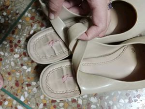 Elegant Beige Ballerinas