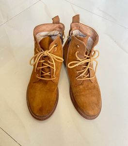Brown Leather Ankle Boots with Laces