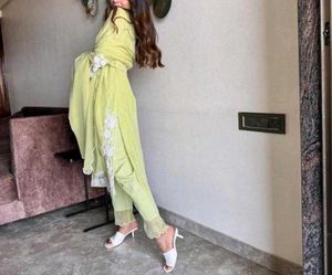 Elegant Kurta Pant With Dupatta Set