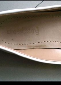 Dressberry White Bellerinas (Euro 39)
