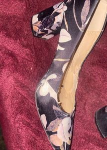 Black Floral Block Heel