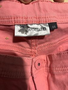 KWoman Pink Casual Shorts🌸