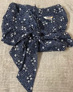 PEOPLE - Floral Tie Neck Top