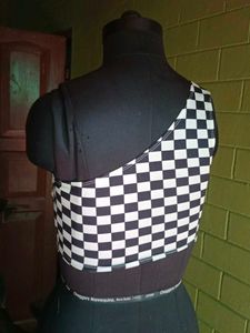 SHEIN Checkered One-Shoulder Crop Top