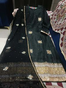 Evergreen 🖤 Black Top & Dupatta