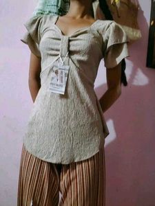 Stylish Women&#39;s Top
