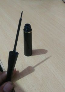 IBA Waterproof Eyeliner