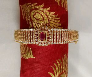 Elegant Bangle Bracelet