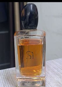 Giorgio Armani Si Perfume