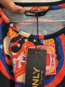 ONLY Graphic Print Tee