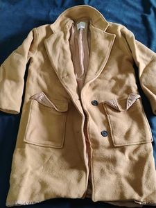 Unisex Elegant Tan Trench Coat