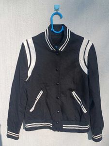🔥Black &amp; White Varsity Jacket(L-23 b-18)