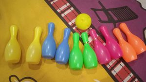 Kids Bowling Game 10 Bottle And 1 Ball
