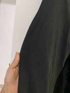 Sleeveless Black Shrug
