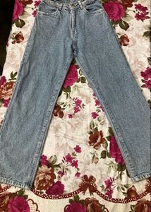 Straight Fit Jeans🎀