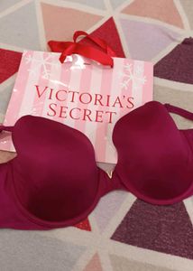 Victoria&#39;s 36DD Bra