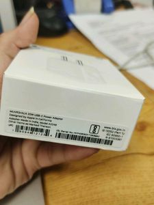 New Apple USB C 20w Adapter