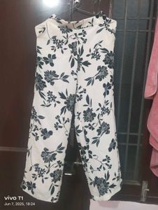 Floral Print Wide Leg Crop Pants