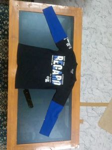 Regard Graphic Tee - Long Sleeve