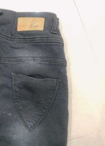 dusky black ripped Jeans